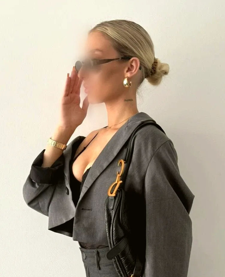 Andrea, 20