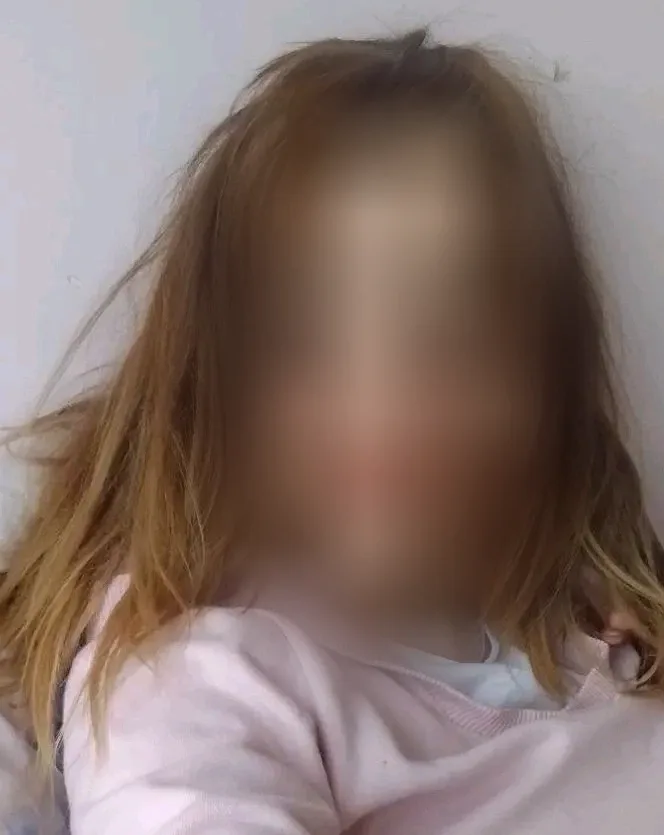 Helena, 28