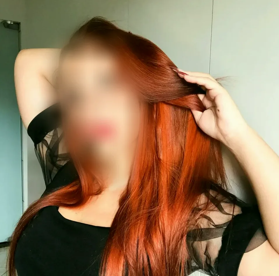 Nadia, 32