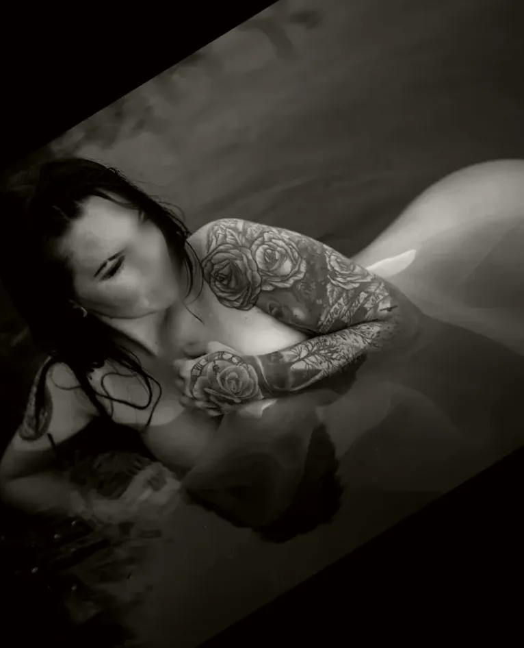 Signe, 32